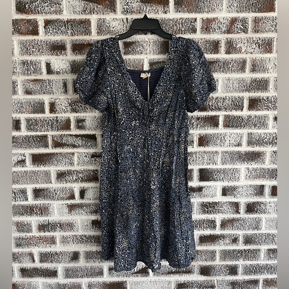 Blue animal print maternity midi dress by pink blush. New without tags. Sz Lg